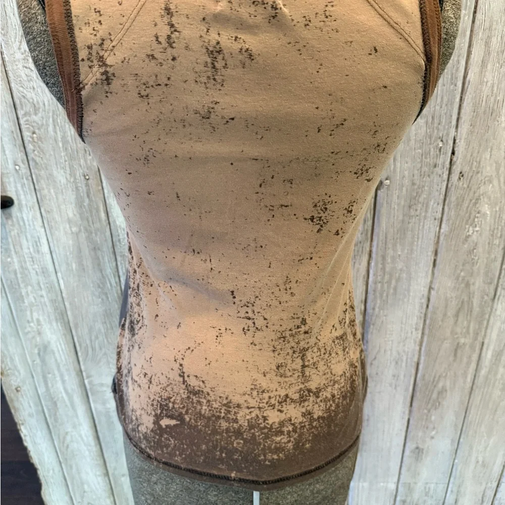 Skinny Minnie Graphic Tank Top in Brown and Orange - Picture 6 of 7